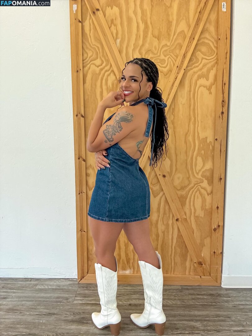 Amber Reacts / amber walker / ambercharity5 Naakt OnlyFans  Gelekte foto #10