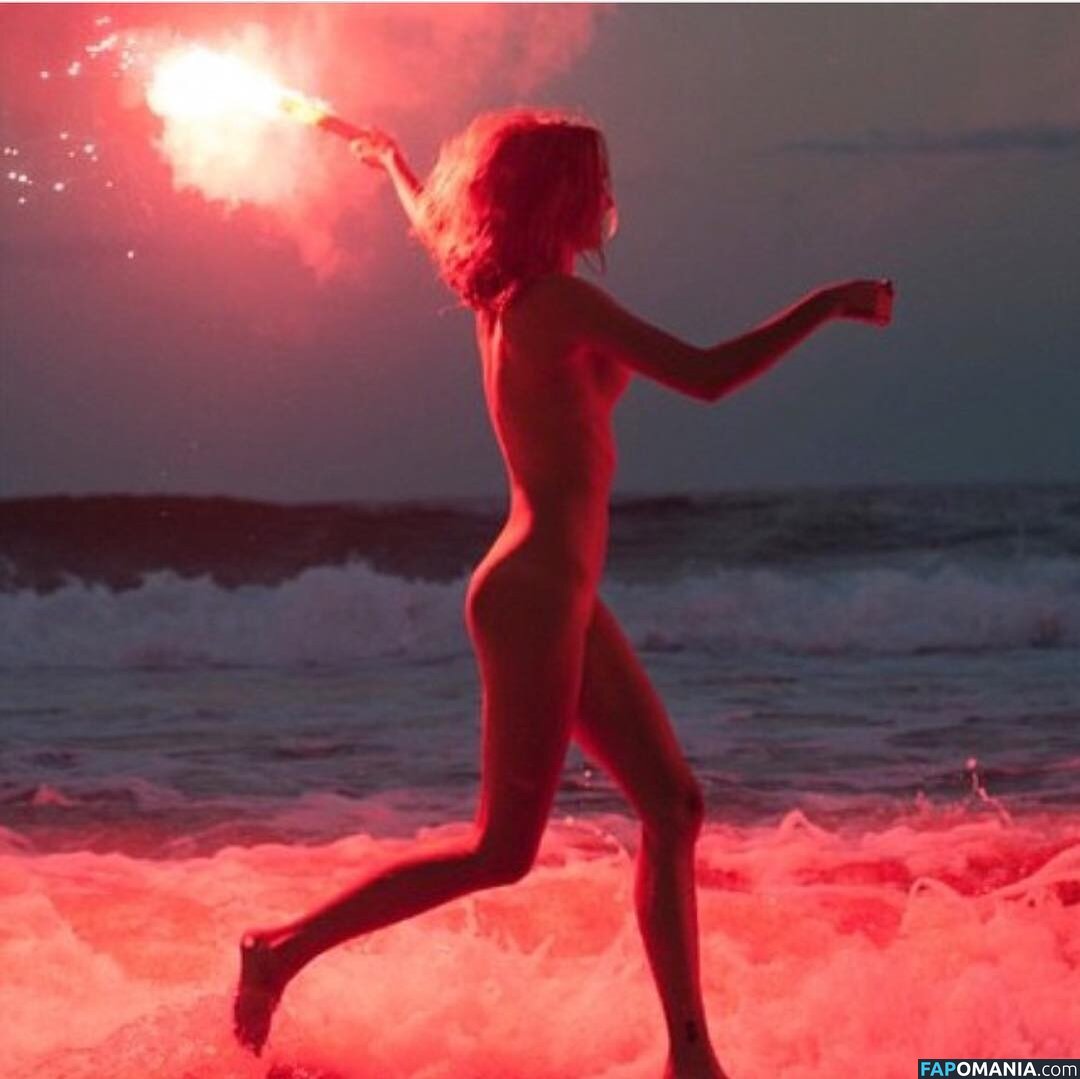 Ana De Armas / ana_d_armas / anadearmas / anadearmasdaily / https: Naakt OnlyFans  Gelekte foto #1354