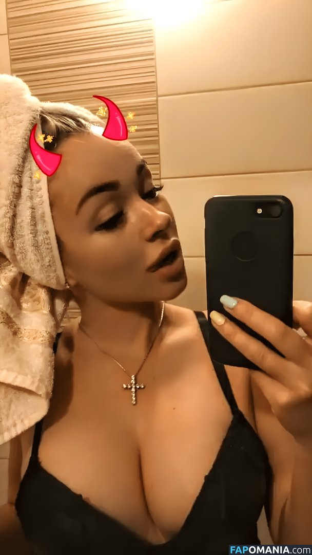 Anna Kostenko / annetkostenko / https: / kostenko_anika Naakt OnlyFans  Gelekte foto #2