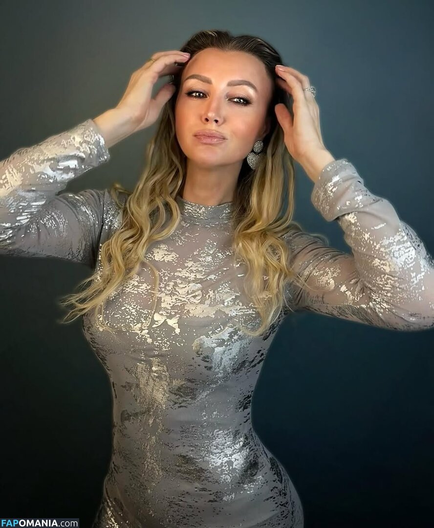 Anna Policarpova / aniuta_777 Naakt OnlyFans  Gelekte foto #2