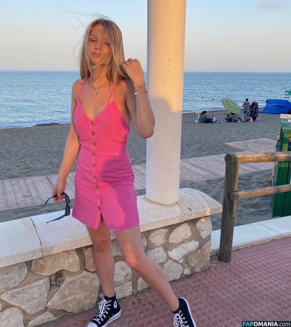 Annkatrin Waerder (ankiwadr) Naakt OnlyFans  Gelekte foto #9