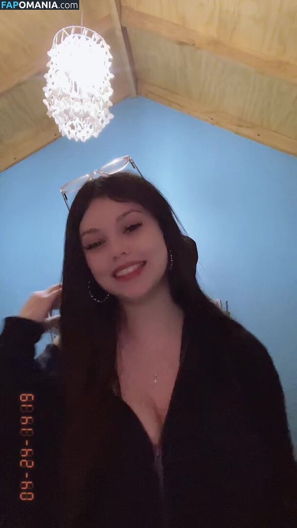 antoniia.blessed / https: Naakt OnlyFans  Gelekte foto #10