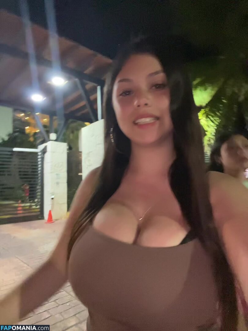 antoniia.blessed / https: Naakt OnlyFans  Gelekte foto #13