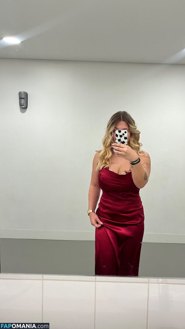 Apoline Perret / apolineprrt / shaniaperrett Naakt OnlyFans  Gelekte foto #4