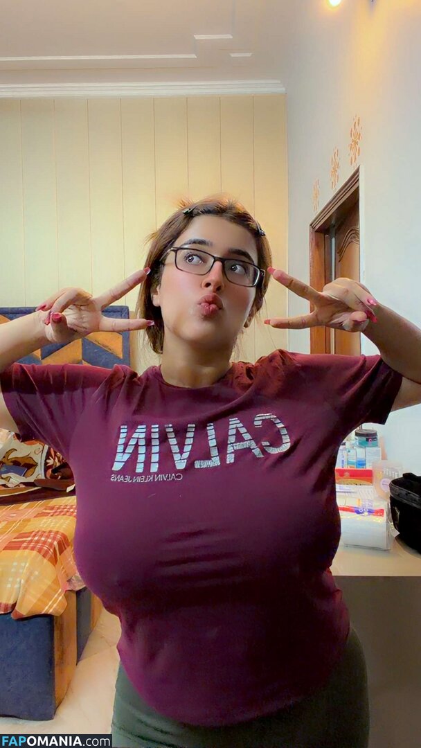 Apoorva Bhalla / apoorva_bhalla Naakt OnlyFans  Gelekte foto #1