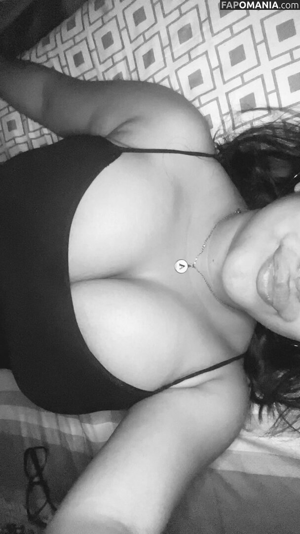 Ari Mar - Mexican teen with huge tits / simplyariana Naakt OnlyFans  Gelekte foto #5