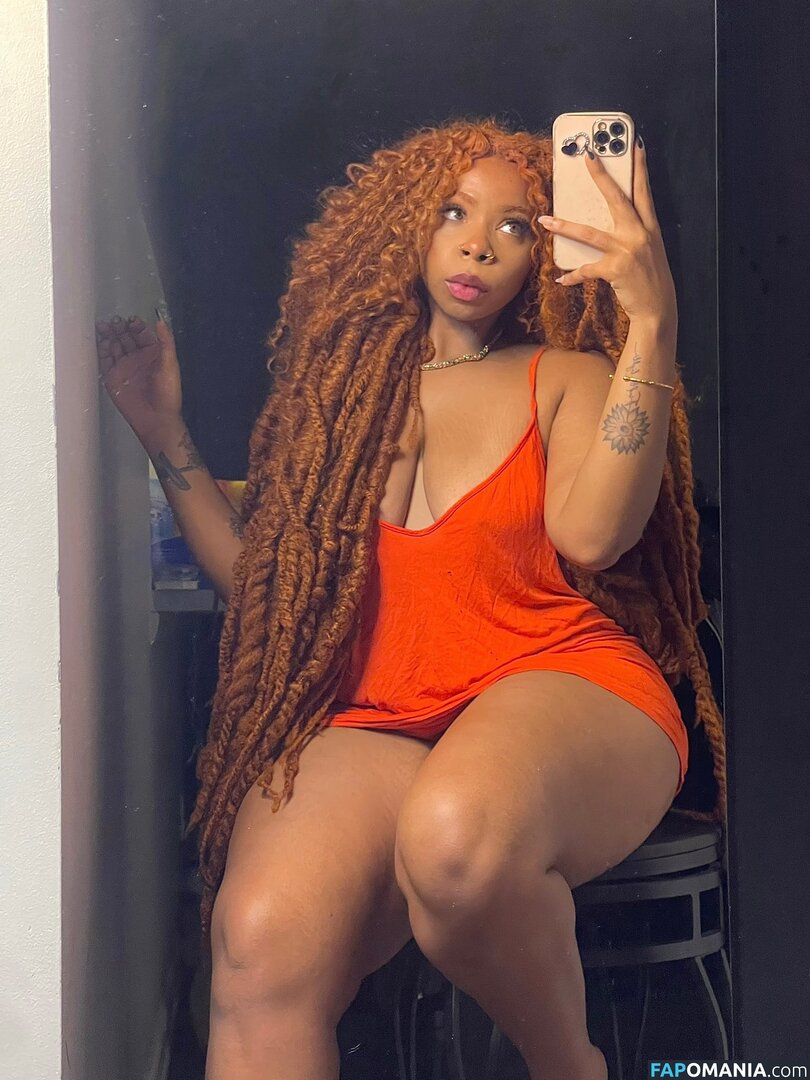 Aria Artizte / Ariaartizte / ariaxxxx Naakt OnlyFans  Gelekte foto #5