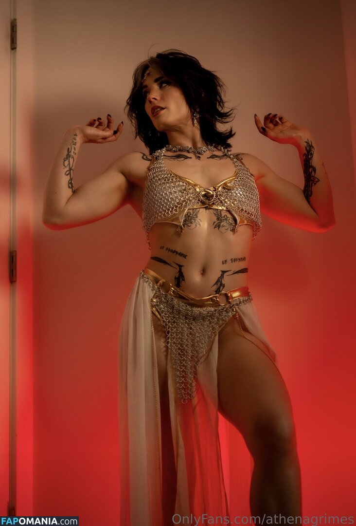 Athena Grimes / athena.cos / pinkemilki Naakt OnlyFans  Gelekte foto #18