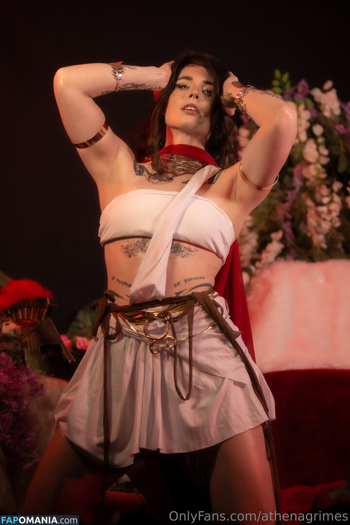 Athena Grimes / athena.cos / pinkemilki Naakt OnlyFans  Gelekte foto #25