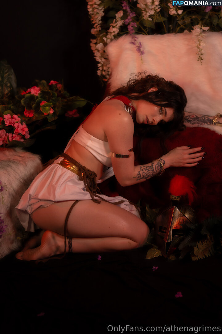Athena Grimes / athena.cos / pinkemilki Naakt OnlyFans  Gelekte foto #26