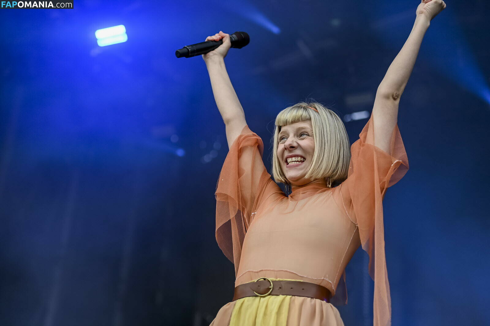 Aurora Aksnes / auroramusic / singer Naakt OnlyFans  Gelekte foto #5
