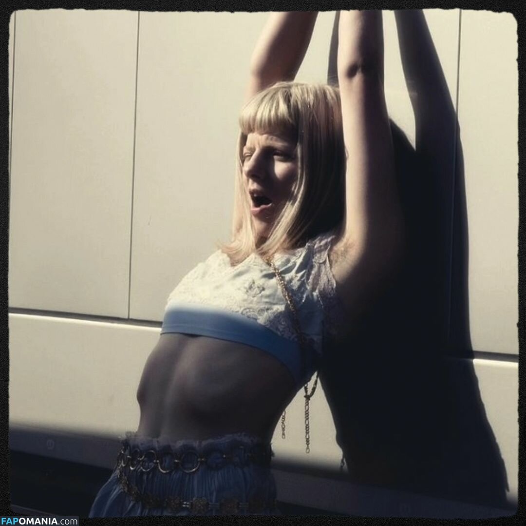 Aurora Aksnes / auroramusic / singer Naakt OnlyFans  Gelekte foto #215