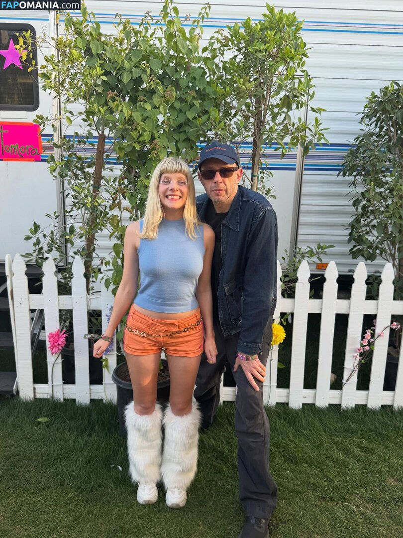 Aurora Aksnes / auroramusic / singer Naakt OnlyFans  Gelekte foto #257