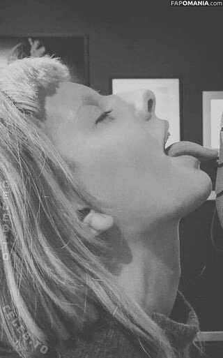 Aurora Aksnes / auroramusic / singer Naakt OnlyFans  Gelekte foto #273