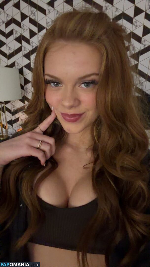 Aurorafoxxxx / scarlettaaurora / ursweetscar / yoursweetaurora Naakt OnlyFans  Gelekte foto #16