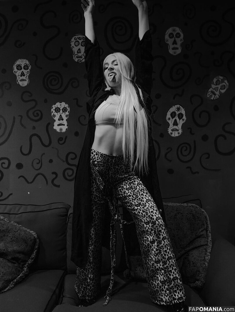 Ava Max / avamax / plharleyquinn Naakt OnlyFans  Gelekte foto #898