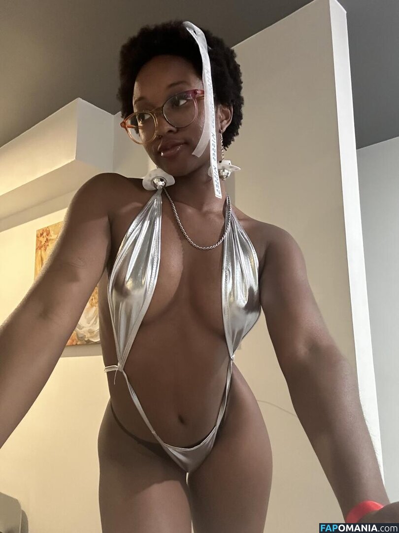 Ava V Marie Naakt OnlyFans  Gelekte foto #4