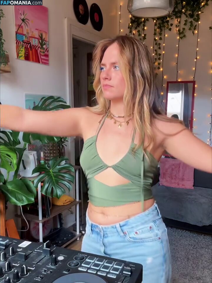Axelle Maga / axelle.maga Naakt OnlyFans  Gelekte foto #1