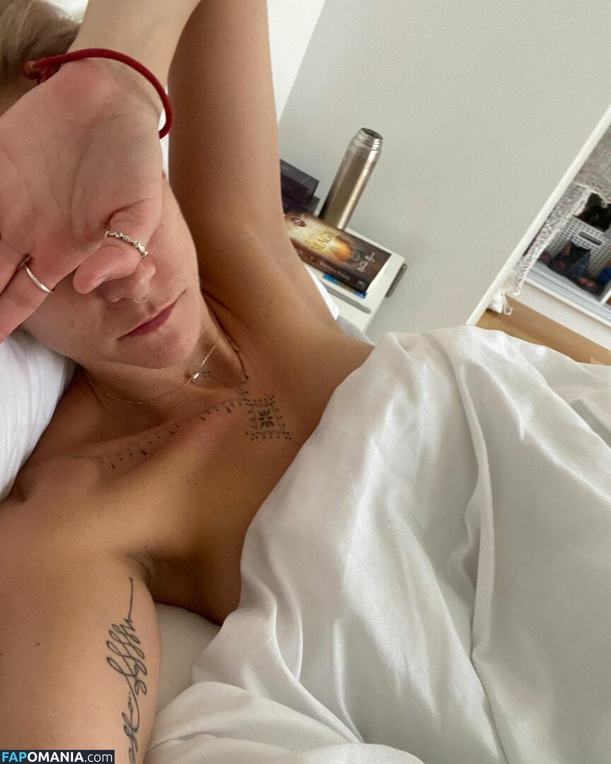 Axellepeach_ / axellepeach Naakt OnlyFans  Gelekte foto #1