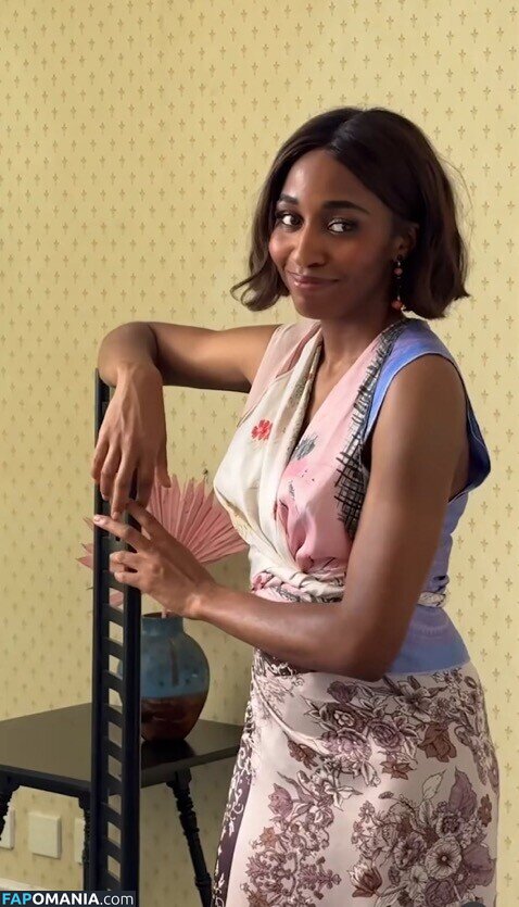 Ayo Edebiri / ayoedebiri Naakt OnlyFans  Gelekte foto #17