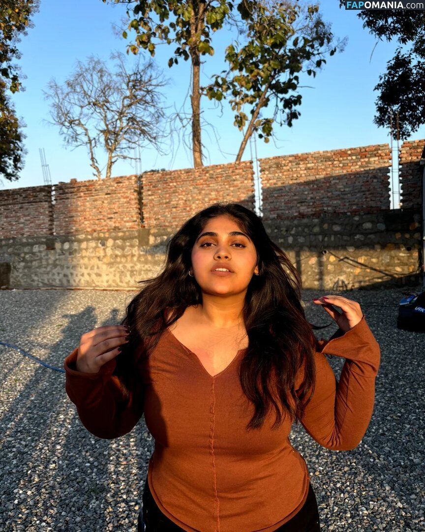 ayushi bhardwaj / ayushi_bhardwajj Naakt OnlyFans  Gelekte foto #2