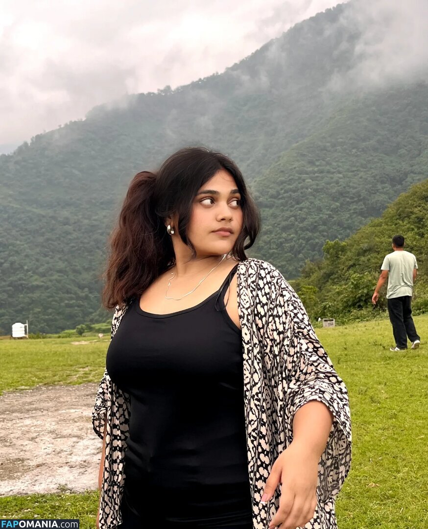 ayushi bhardwaj / ayushi_bhardwajj Naakt OnlyFans  Gelekte foto #9