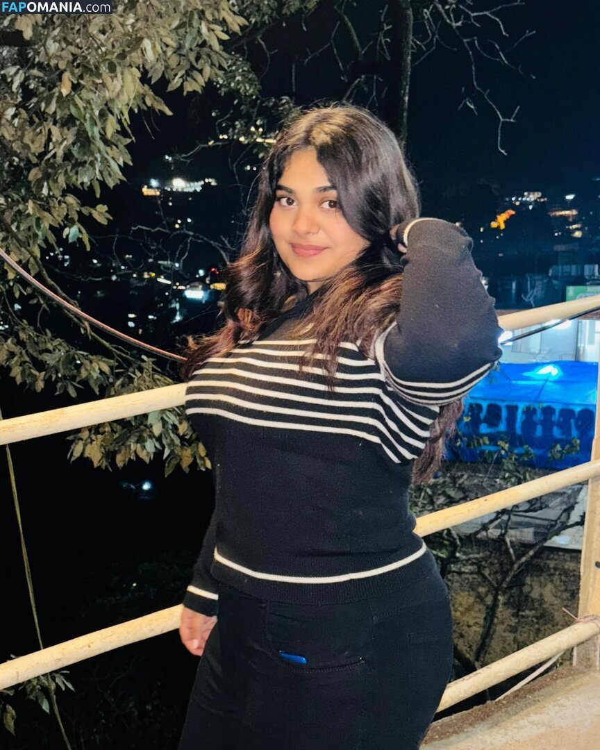 ayushi bhardwaj / ayushi_bhardwajj Naakt OnlyFans  Gelekte foto #13