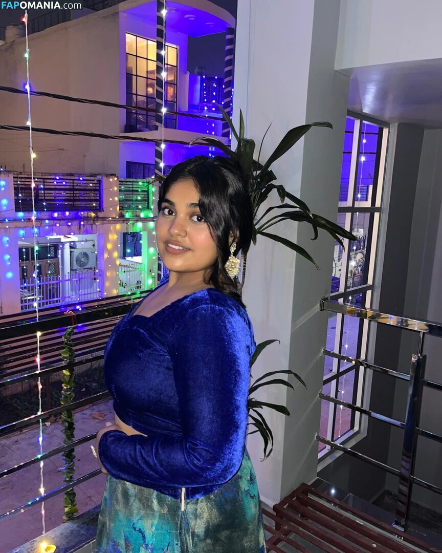 ayushi bhardwaj / ayushi_bhardwajj Naakt OnlyFans  Gelekte foto #14