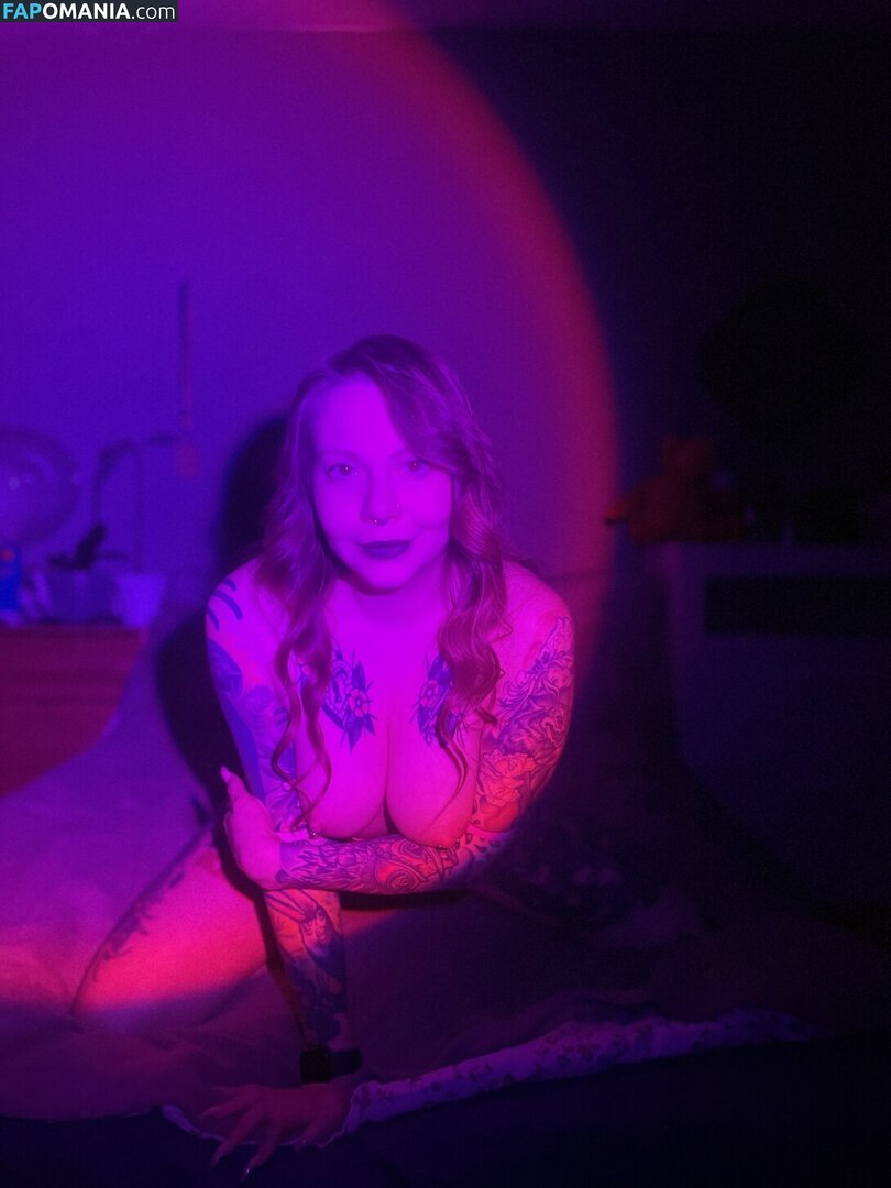 belaya_devushka / зато красивая Naakt OnlyFans  Gelekte foto #2