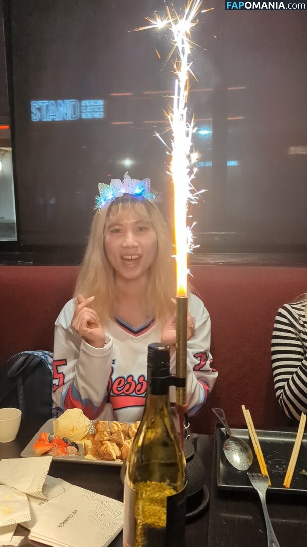 Aquentine / Bessy Q / Final Girlz / Justa Queen / Quynh Văn / _bessy.q_ Naakt OnlyFans  Gelekte foto #30