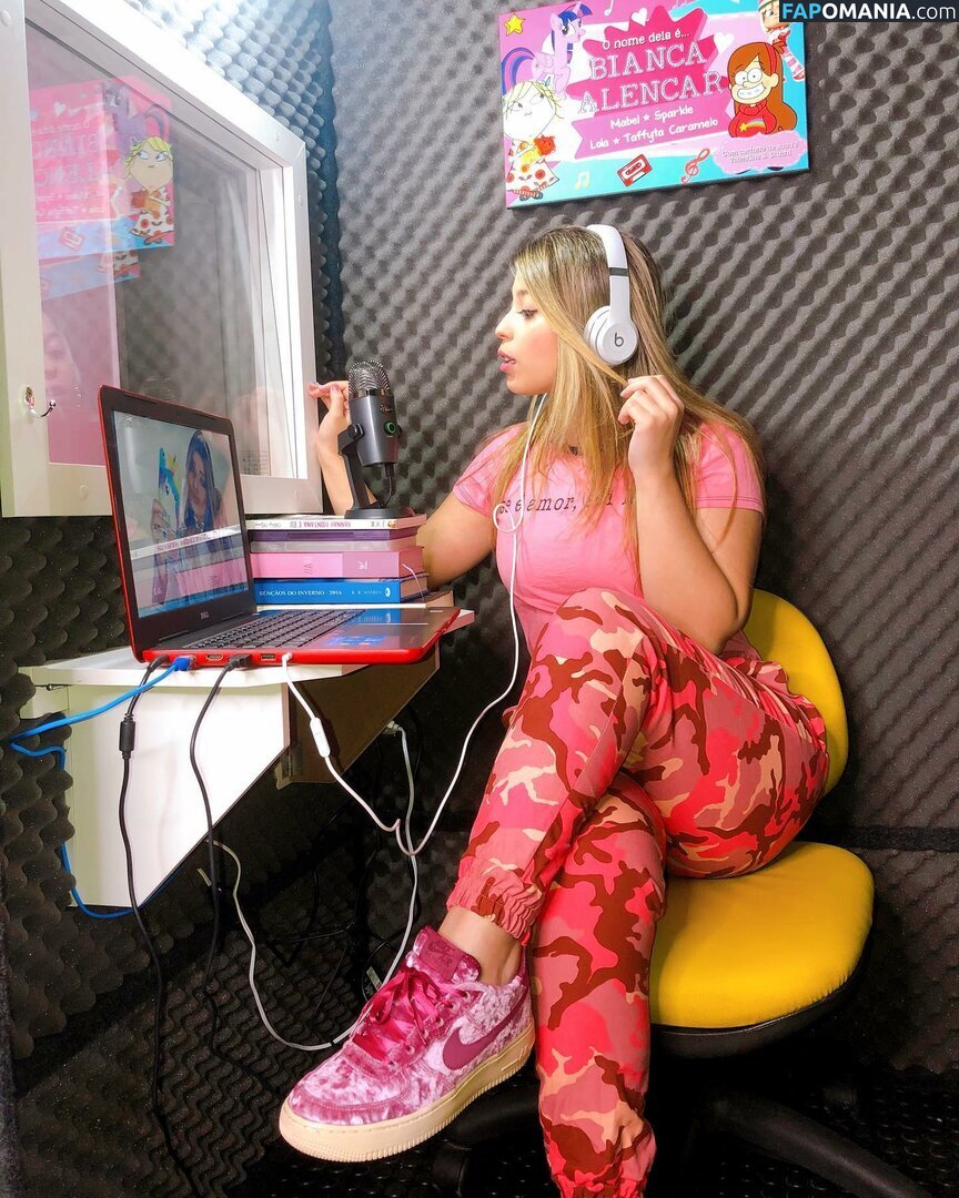 Bianca Alencar / Dubladora / Voice actress / biancaalencarof / biancaalencaroficial Naakt OnlyFans  Gelekte foto #14