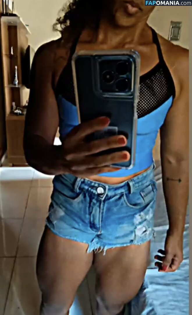 Big  / Big / huge clit girls Naakt OnlyFans  Gelekte foto #1
