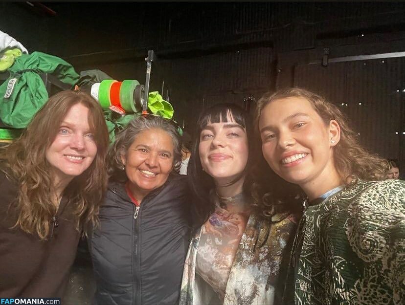 Billie Eilish / Fake / billeeilish / billieeilish Naakt OnlyFans  Gelekte foto #383