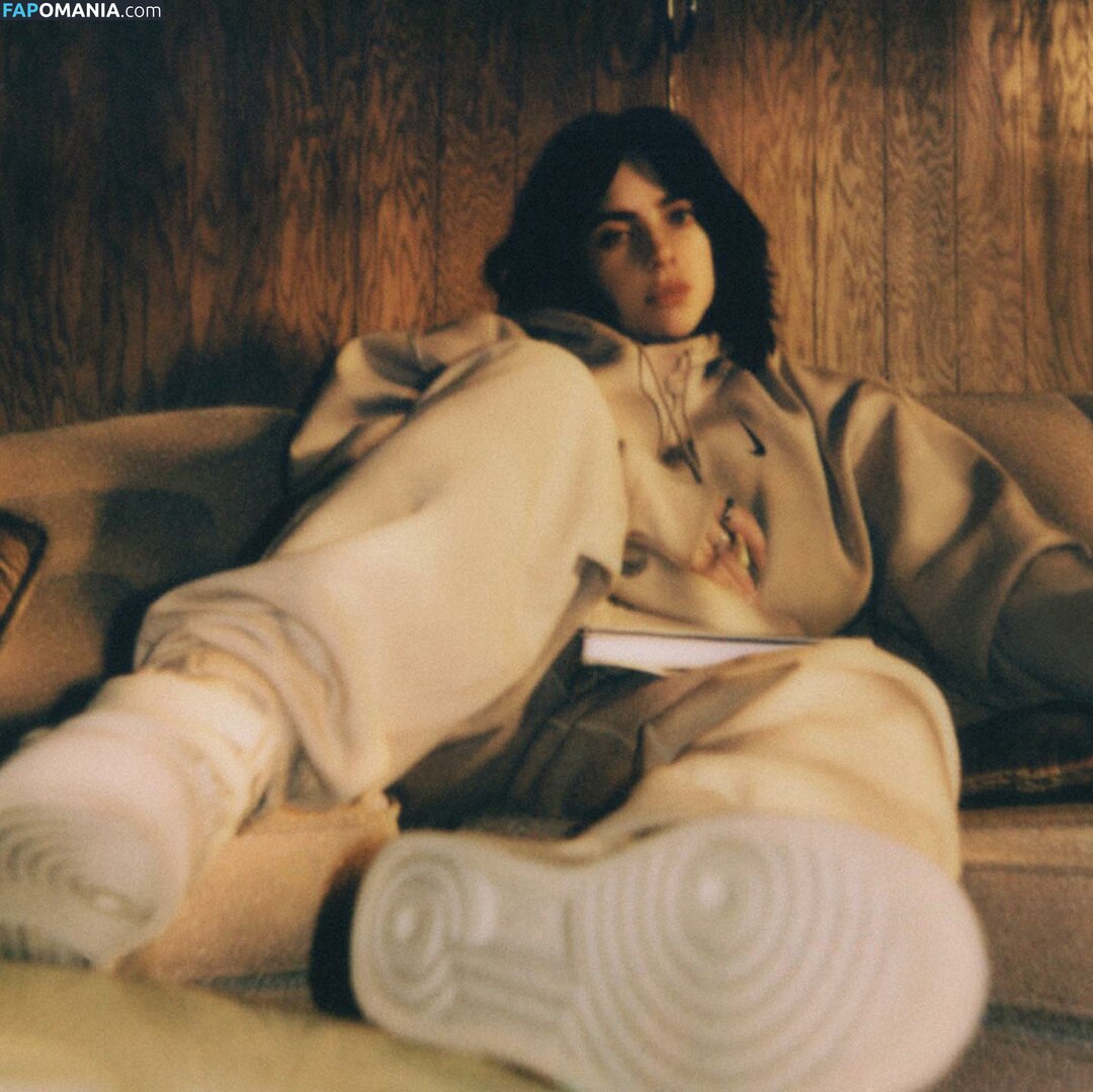 Billie Eilish / Fake / billeeilish / billieeilish Naakt OnlyFans  Gelekte foto #990