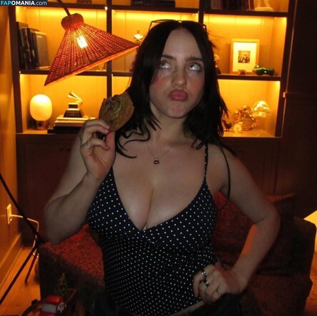 Billie Eilish / Fake / billeeilish / billieeilish Naakt OnlyFans  Gelekte foto #2290