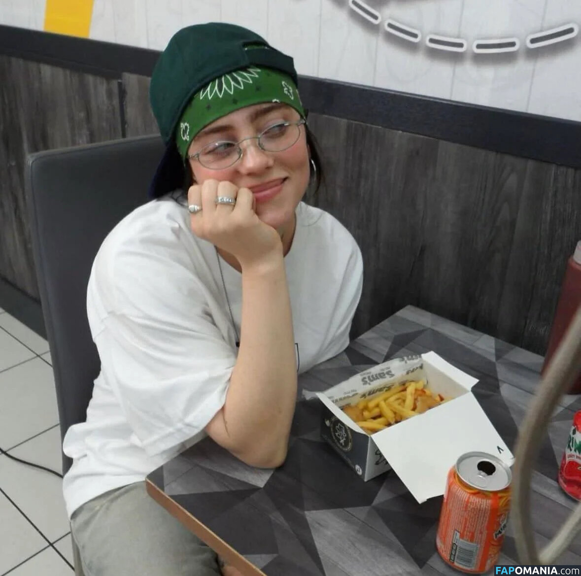 Billie Eilish / Fake / billeeilish / billieeilish Naakt OnlyFans  Gelekte foto #2316