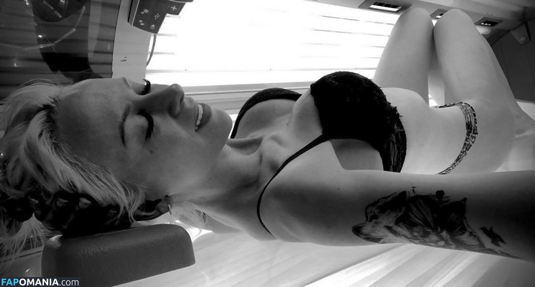 Blondiemissjuly / Julie Hagen / hellomissjulia Naakt OnlyFans  Gelekte foto #9