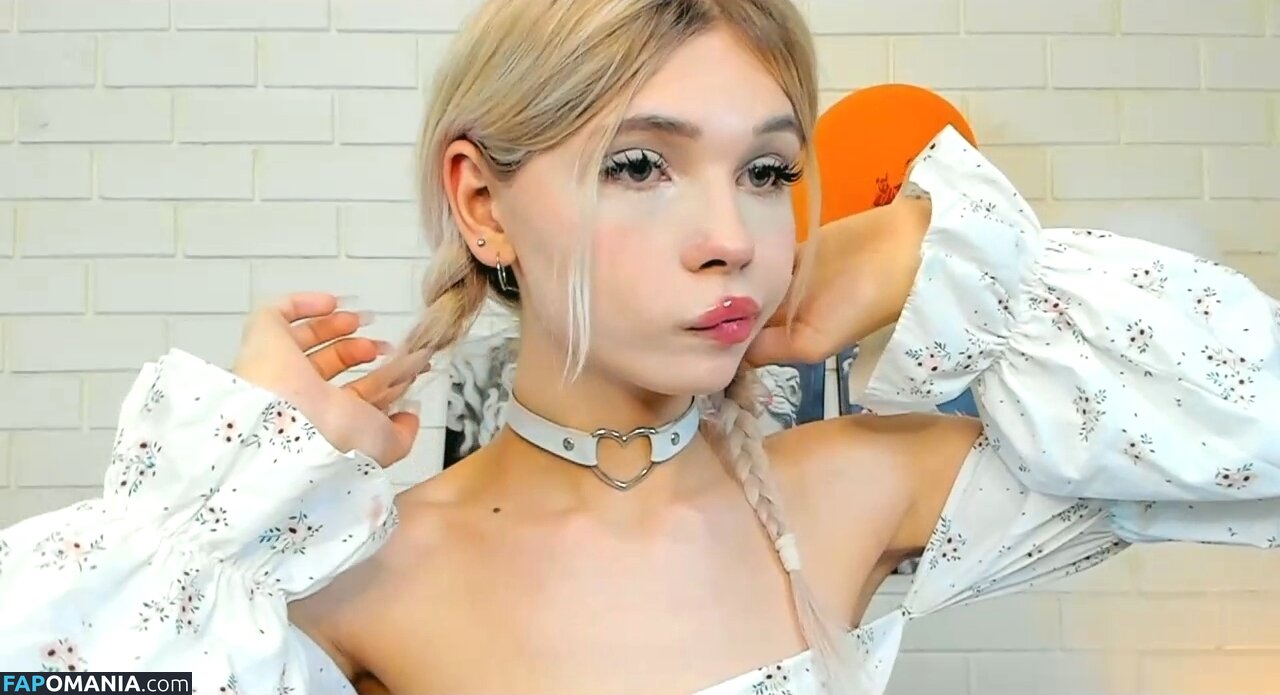 Blondy_fina / blondy_curvy2595 Naakt OnlyFans  Gelekte foto #3