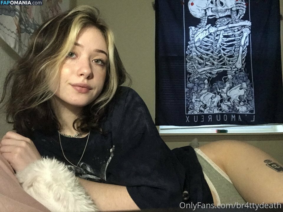 brattydeath / brattyydeath / cherry_grl / waifu.brattyydeath Naakt OnlyFans  Gelekte foto #38