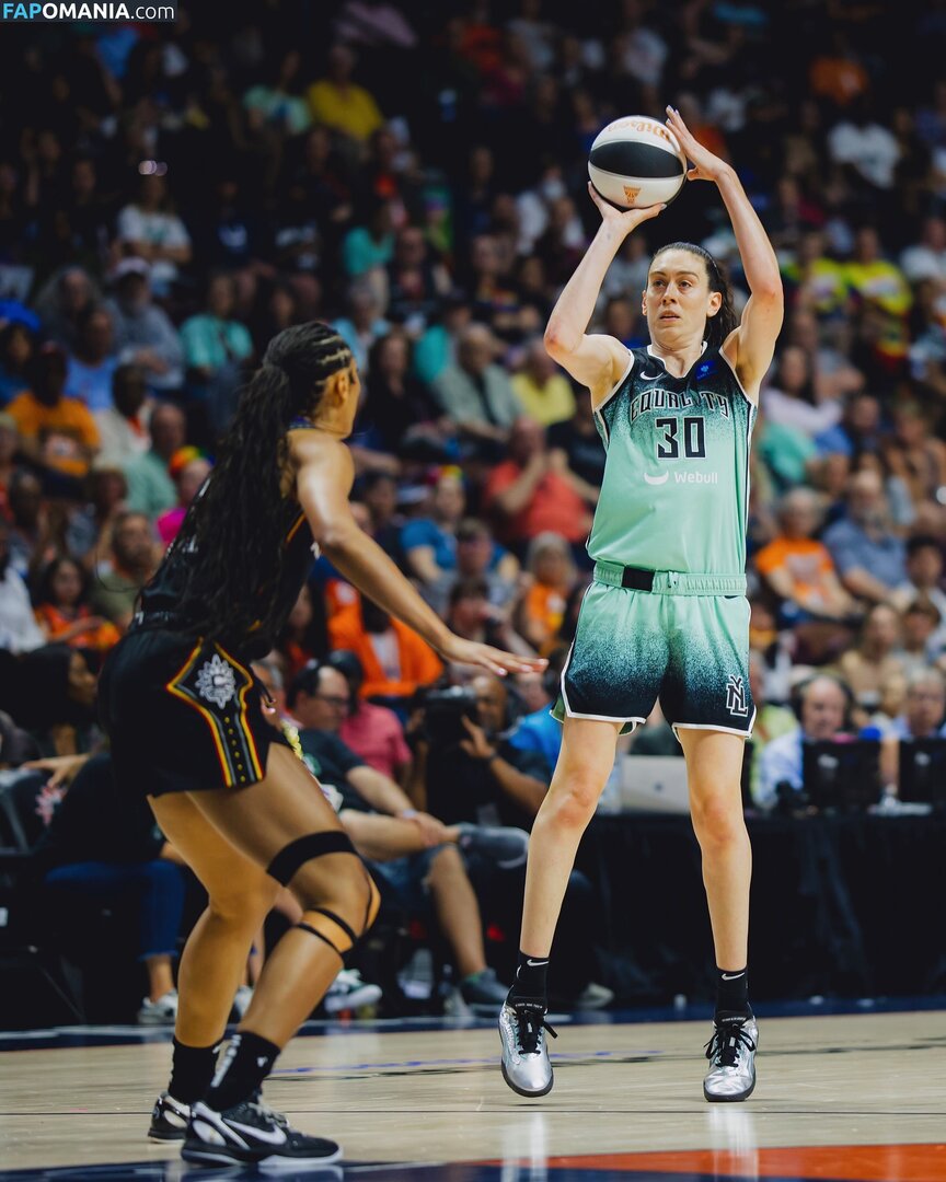 Breanna Stewart / WNBA Player / breannastewart30 Naakt OnlyFans  Gelekte foto #6
