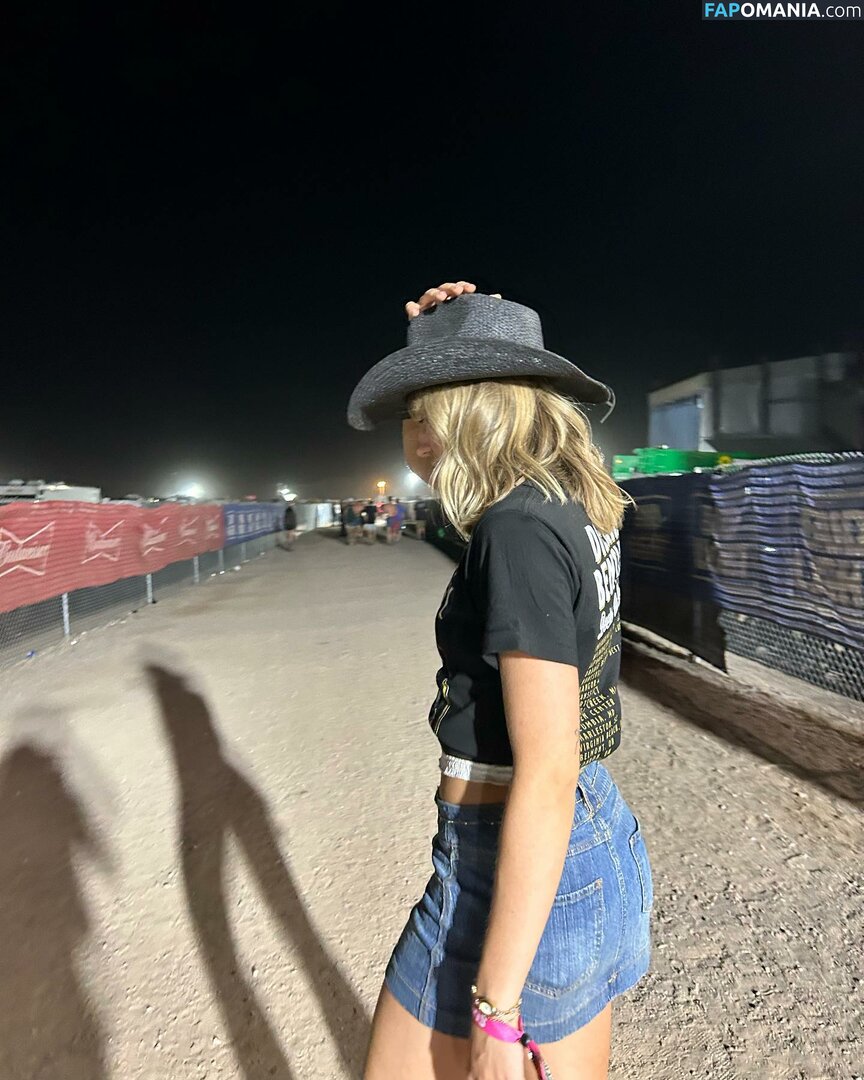 Brynn Rumfallo / brynnrumfallo Naakt OnlyFans  Gelekte foto #197