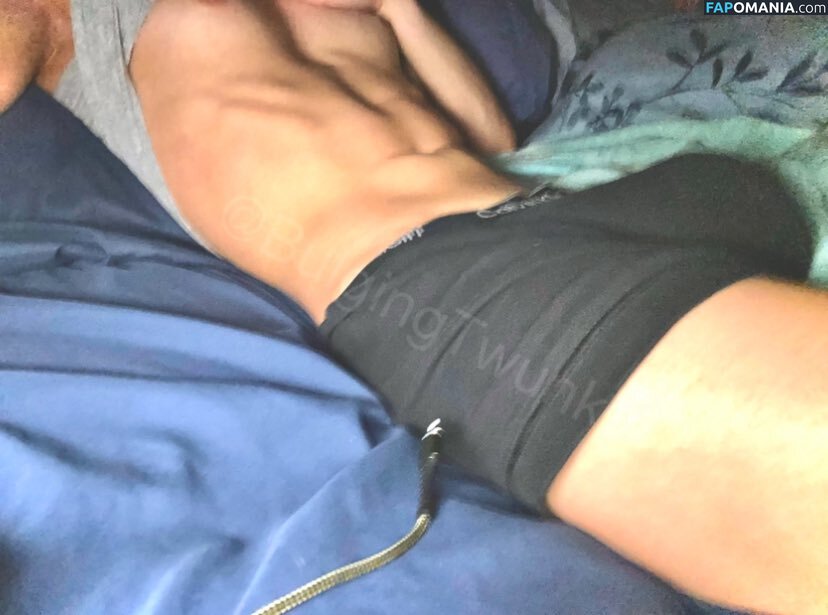 BulgingTwunk / bulging_twunk / https: Naakt OnlyFans  Gelekte foto #7