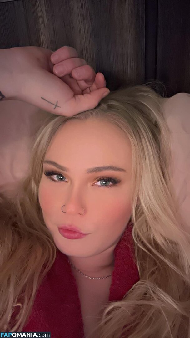 Busty Kristen from Iowa Naakt OnlyFans  Gelekte foto #4