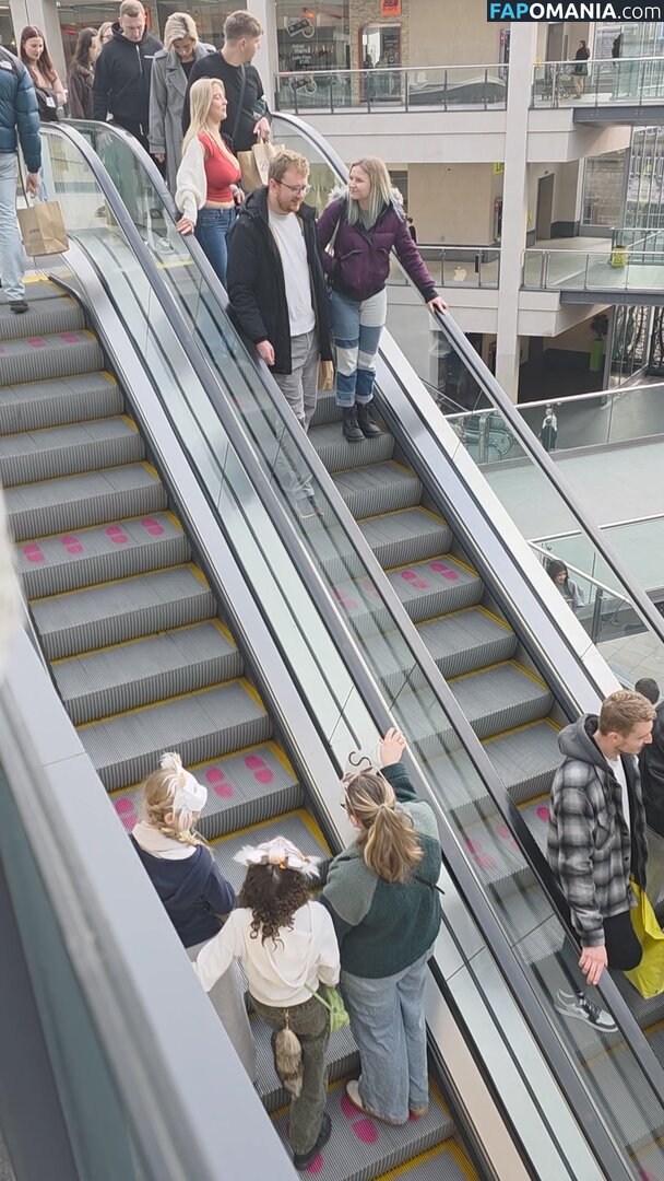 CANDID Boobs / bouncy / braless / cleavage / downblouse / jiggly Naakt OnlyFans  Gelekte foto #22