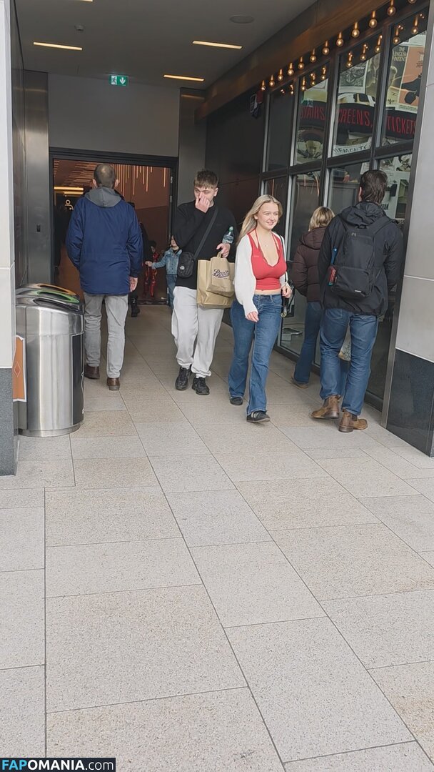 CANDID Boobs / bouncy / braless / cleavage / downblouse / jiggly Naakt OnlyFans  Gelekte foto #27