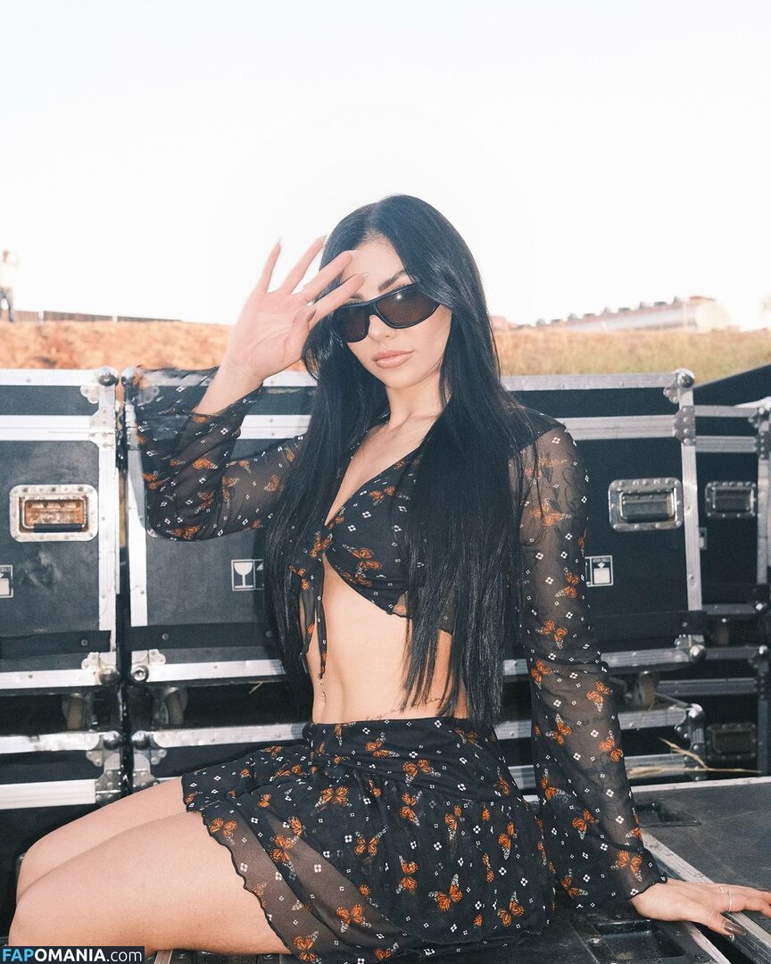 carlafariaadv Naakt OnlyFans  Gelekte foto #1