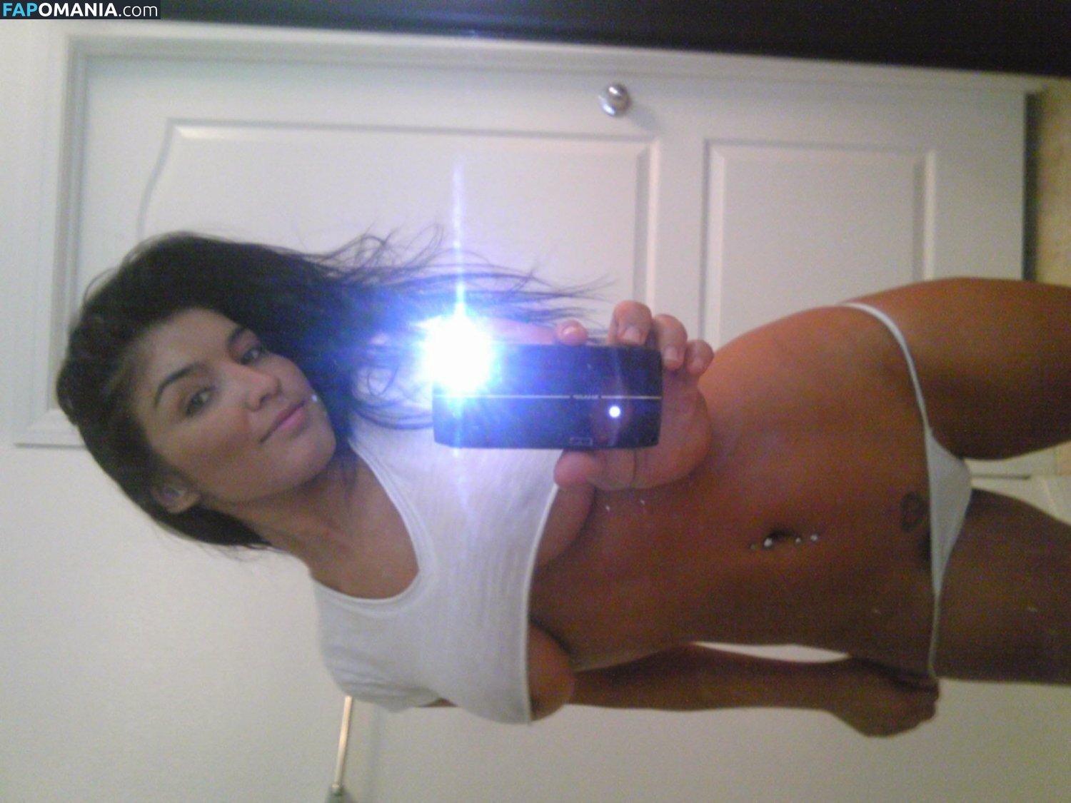 Carol / c.a.r.o.l.b / carolhot69 / carolinnx Naakt OnlyFans  Gelekte foto #5