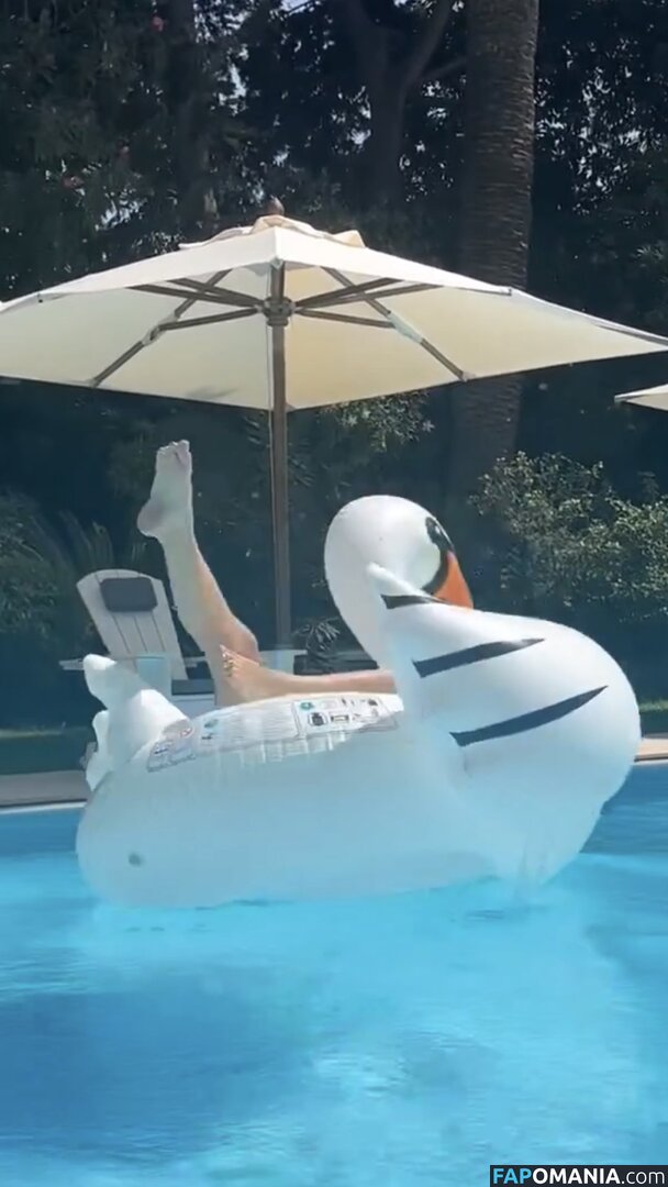CarolinaBourbon Naakt OnlyFans  Gelekte foto #1