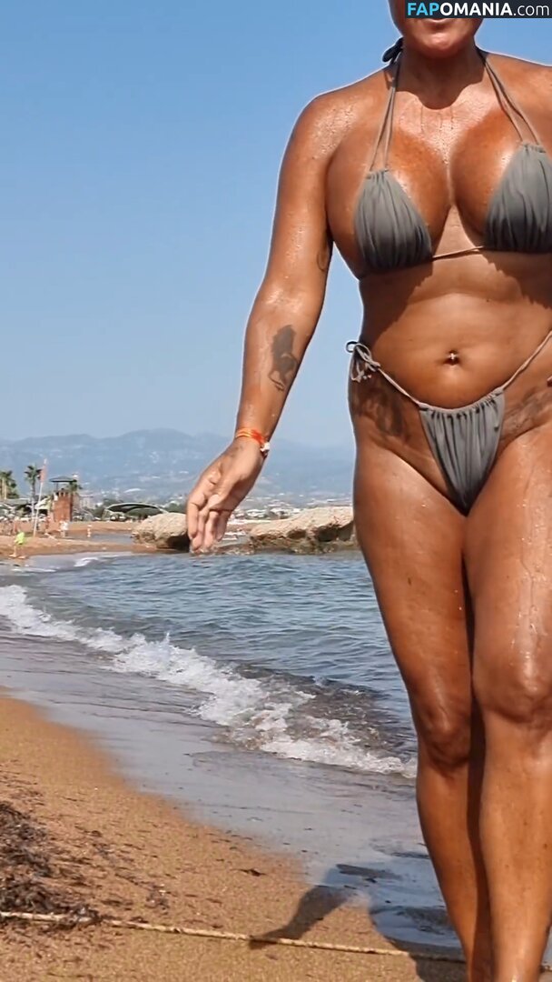 Caroline Öberg / carrooberg Naakt OnlyFans  Gelekte foto #10