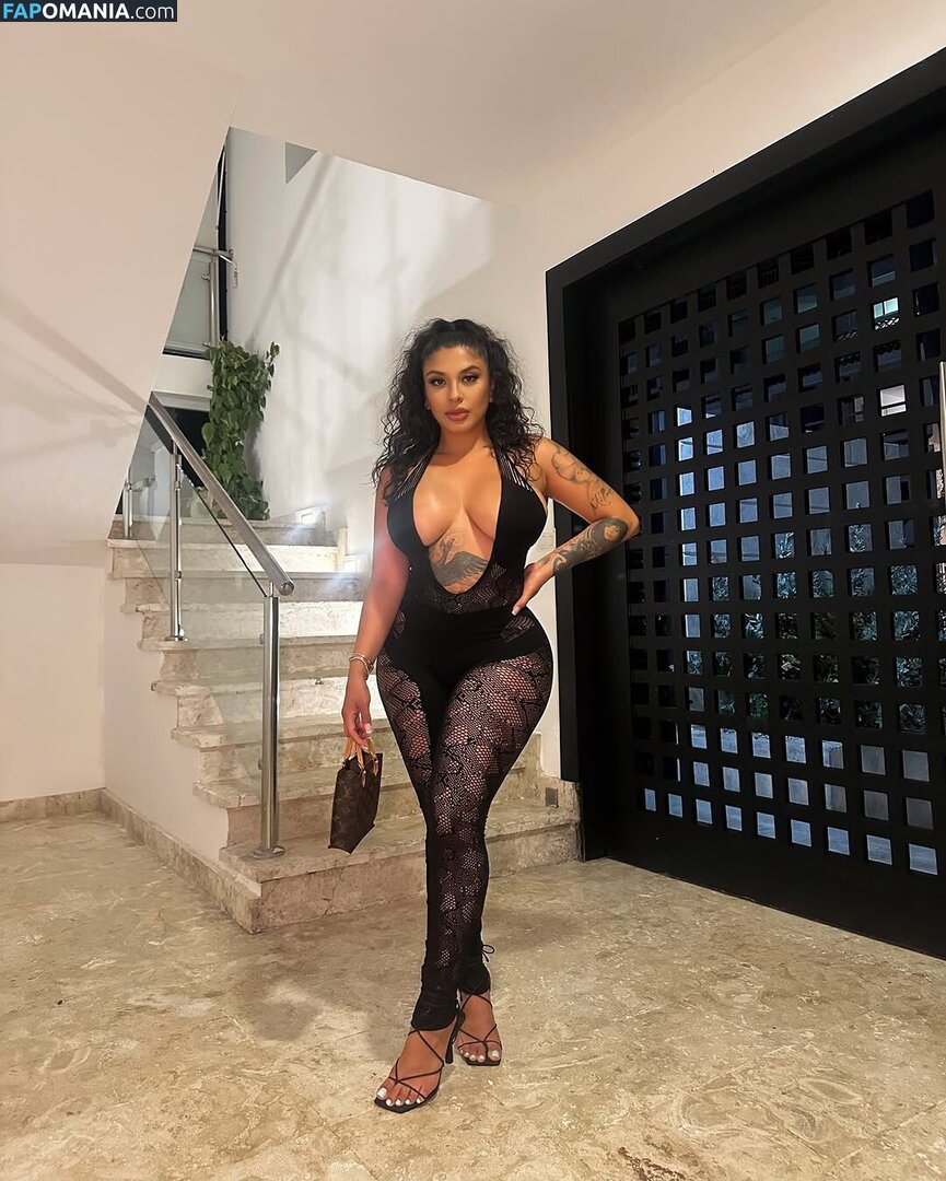 Cashmir.cc / Mirandablive / cashmir.1 / miranda2bangz Naakt OnlyFans  Gelekte foto #2